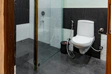 Avontade Suites Washroom