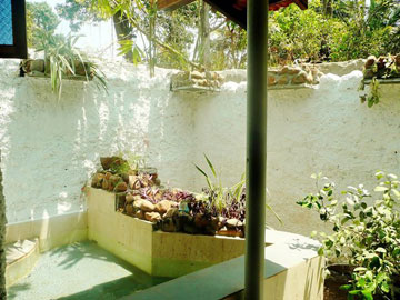 Cozy Nook Splash Pool